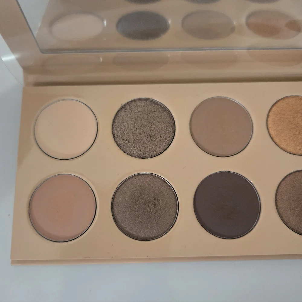 KKW Beauty Classic 2 Eyeshadow Palette - Picture 4 of 6